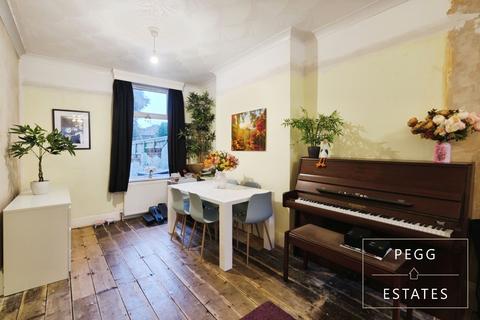 4 bedroom terraced house for sale, Crownhill Park, Torquay