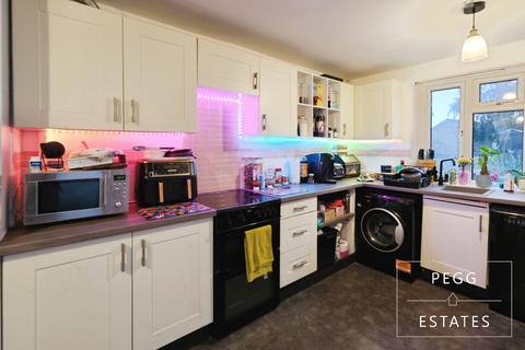 4 bedroom terraced house for sale, Crownhill Park, Torquay