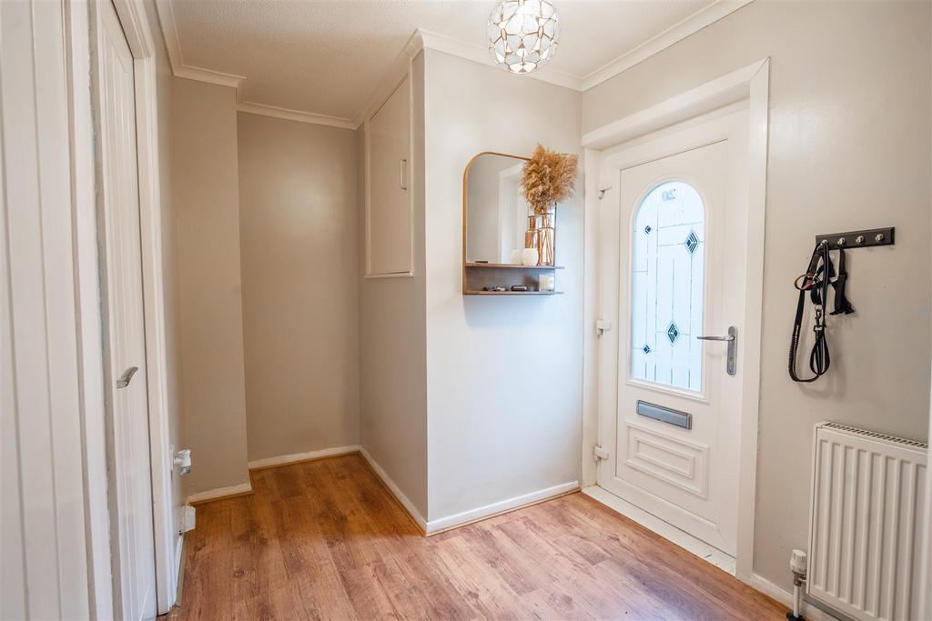 Hallway-1.jpg