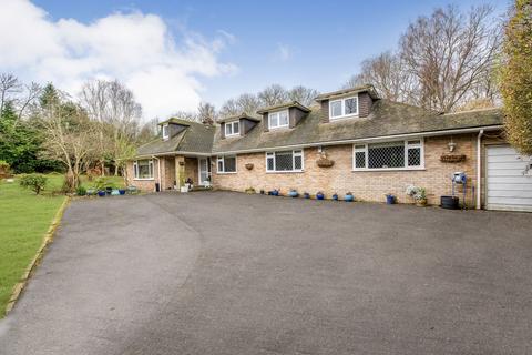 undefined, Hophurst Hill, Crawley RH10