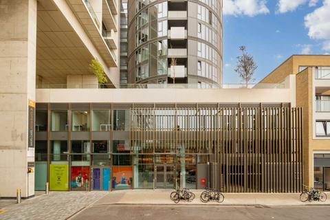 2 bedroom flat for sale, Goodwin Street, London N4