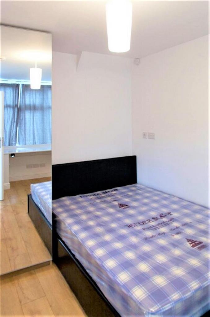 265 Hubert rd8.jpg