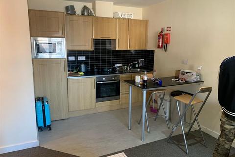 Flat, Bristol Road, Selly Oak, Birmingham