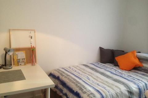 undefined, Flat 2, 64 Bantock Way, Harborne, Birmingham