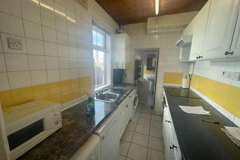 5 bedroom terraced house to rent, Rookery Road, Selly Oak, Birmingham