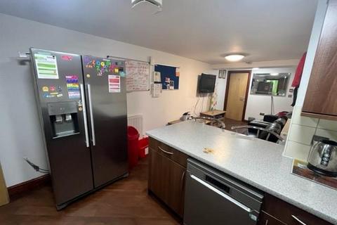 6 bedroom terraced house to rent, Dale Road, Selly Oak, Birmingham, B29 6AG