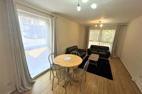 2 bedroom flat to rent, Seymour Close, Selly Oak, Birmingham