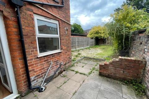 5 bedroom terraced house to rent, 664 Bristol Road, Selly Oak, Birmingham
