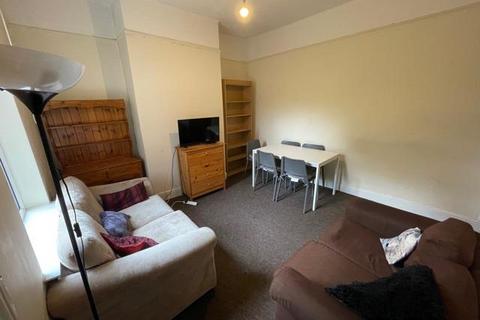 5 bedroom terraced house to rent, 664 Bristol Road, Selly Oak, Birmingham