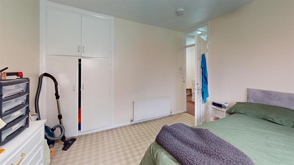Bedroom1.jpg