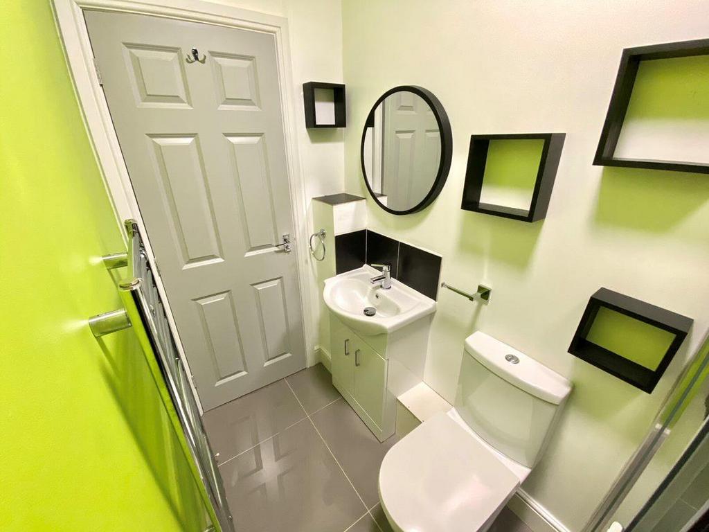 Bathroom. Picture 2.jpeg