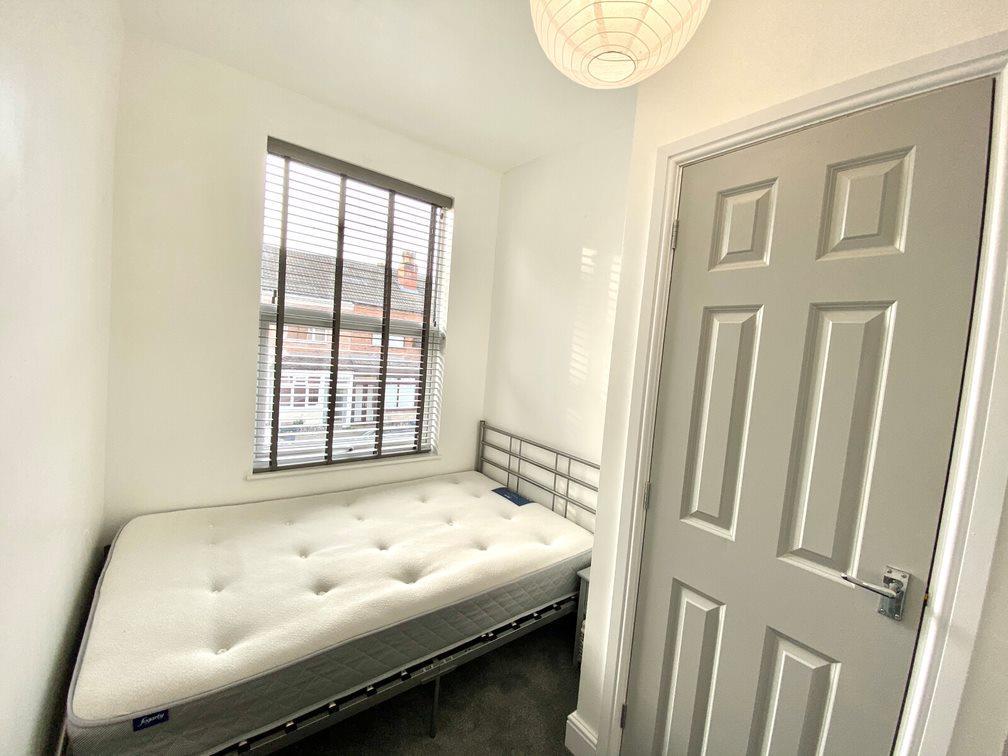 Bedroom 2. Picture 1.jpeg