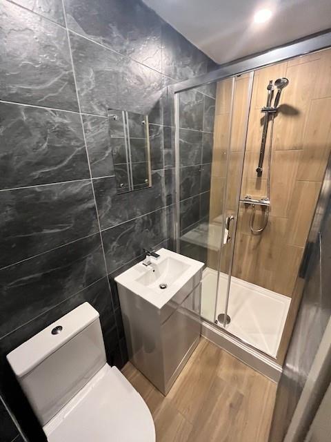 Bath2.jpg