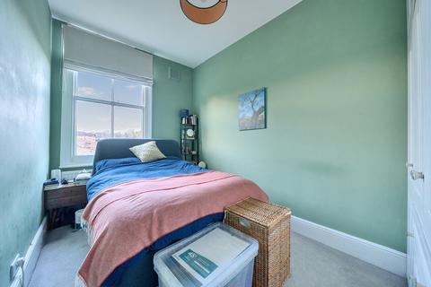 1 bedroom flat for sale, Thicket Road, Anerley, London, SE20