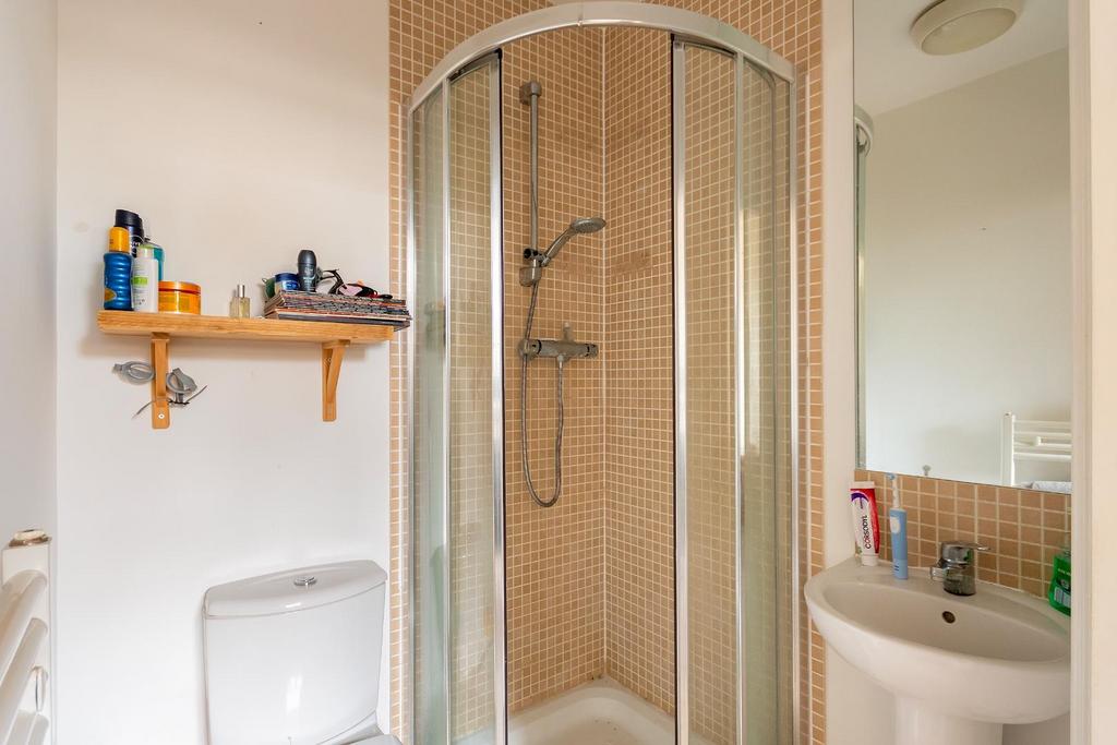 0 T9 OWSG - Ensuite A.jpg