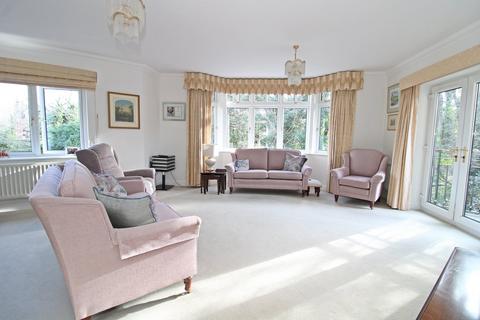 3 bedroom flat for sale, Wickham Road, Beckenham, BR3