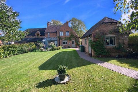 undefined, Dorsington, Stratford-upon-avon, CV37