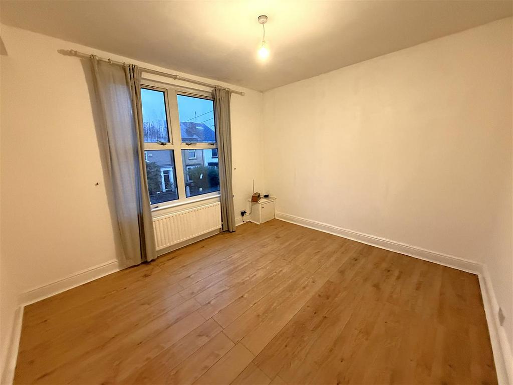 Livingroom.jpg