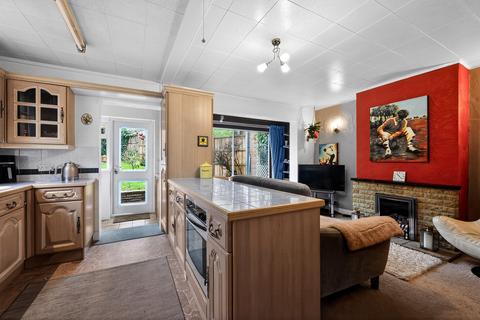 3 bedroom semi-detached house for sale, Grasvenor Avenue, Barnet, EN5