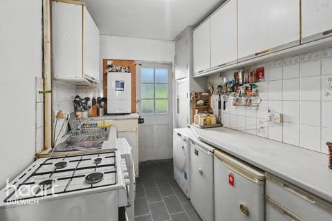 2 bedroom flat for sale, Lordship Lane, London