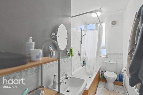 2 bedroom flat for sale, Lordship Lane, London