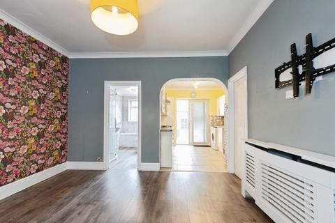 4 bedroom semi-detached house for sale, Alwyn Road, Darlington, DL3