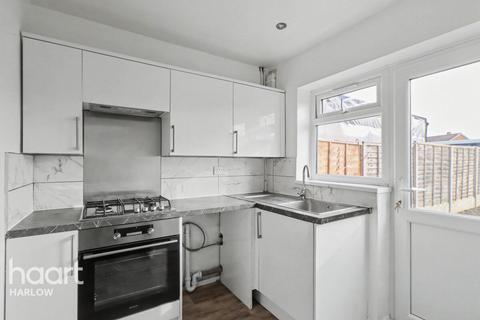 3 bedroom terraced house to rent, Parsonage Leys, HARLOW
