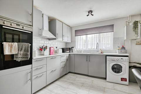 2 bedroom end of terrace house for sale, Raygill, Tamworth, B77