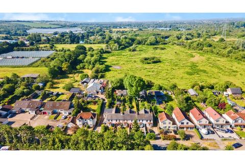 4 bedroom end of terrace house for sale, Nazeing Road, Nazeing, EN9