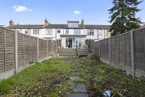 undefined, Silverleigh Road, Thornton Heath, CR7