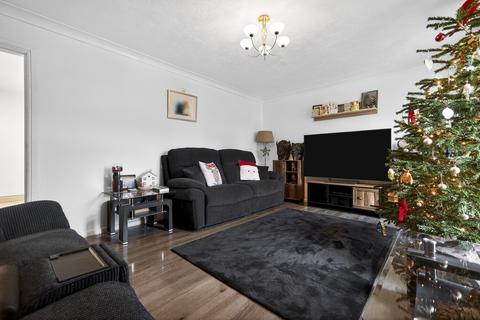 3 bedroom terraced house for sale, Sinclair Way, Dartford, DA2