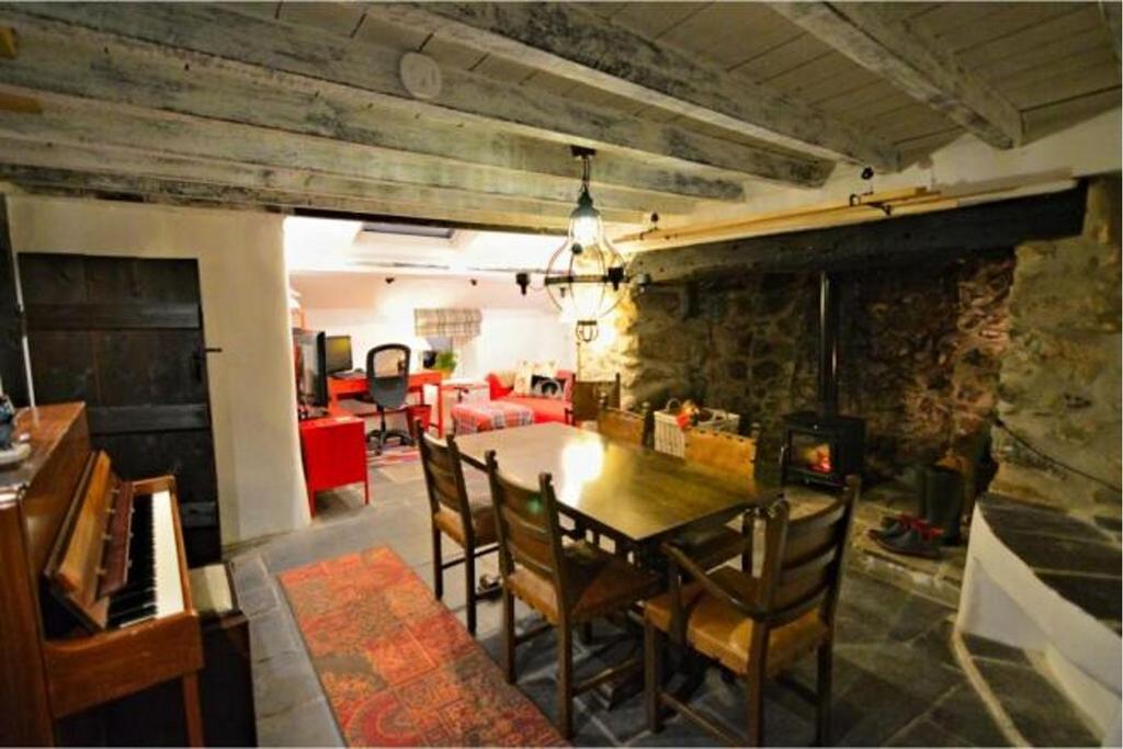 Cottage Living Room
