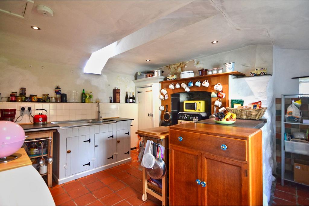 Cottage Kitchen