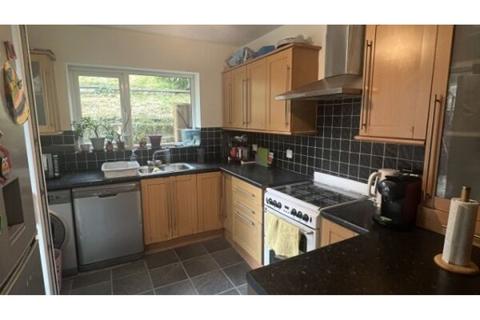 3 bedroom semi-detached bungalow for sale, Aireville Crescent, Bradford, BD9
