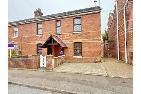 4 bedroom semi-detached house for sale, Spring Gardens, Poole, BH12