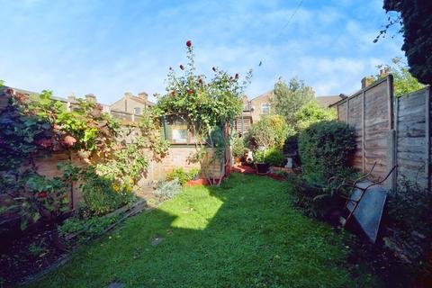 3 bedroom terraced house for sale, Millais Road, Enfield, EN1