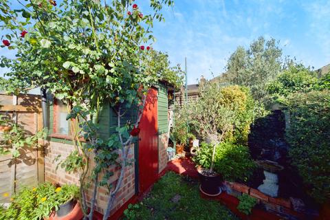 3 bedroom terraced house for sale, Millais Road, Enfield, EN1