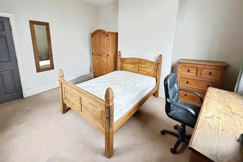 1 bedroom in a house share to rent, Sharrow Lane, Sharrow, Sheffield, S11