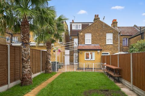 4 bedroom semi-detached house for sale, Ingersoll Road, Enfield, EN3