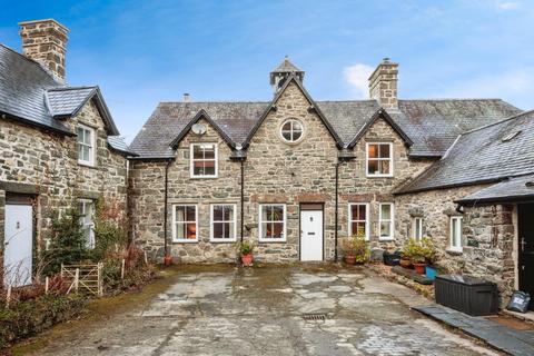 undefined, Penmaenpool, Dolgellau, LL40
