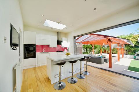 3 bedroom detached bungalow for sale, Drapers Road, Enfield, EN2