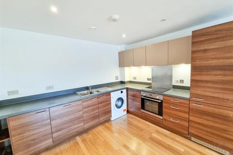 2 bedroom apartment to rent, London Road, Croydon