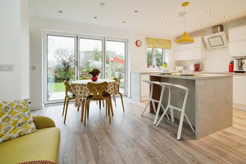 4 bedroom detached house for sale, Highview Avenue North, Brighton, BN1