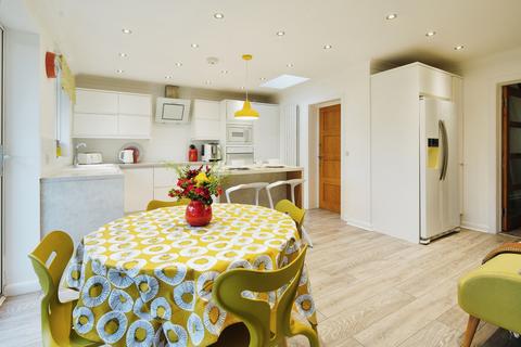 4 bedroom detached house for sale, Highview Avenue North, Brighton, BN1