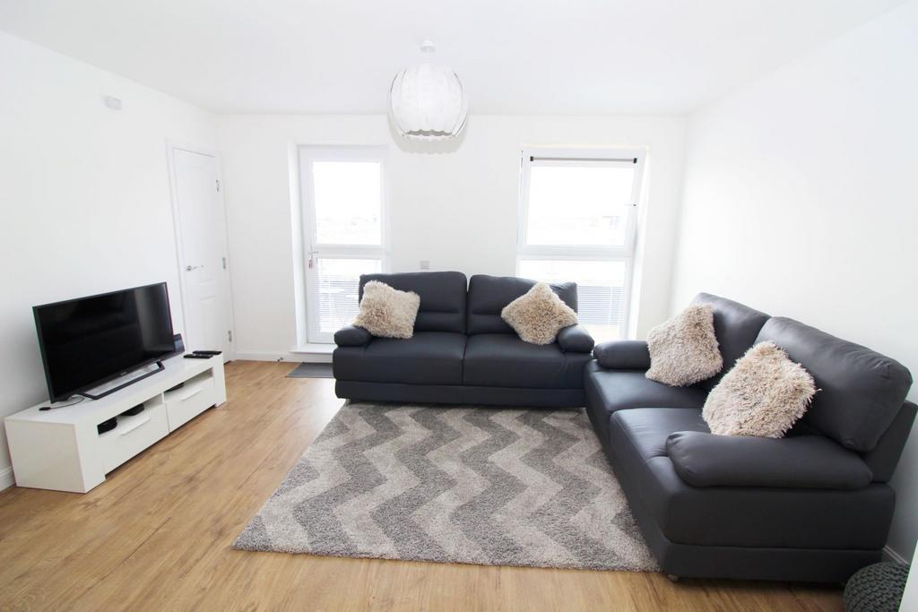 Lounge / Kitchen