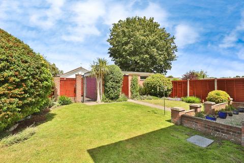 4 bedroom detached house for sale, Cogdeane Road, Poole, BH17