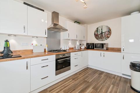 4 bedroom terraced house for sale, Fulton Crescent, Silsden, BD20