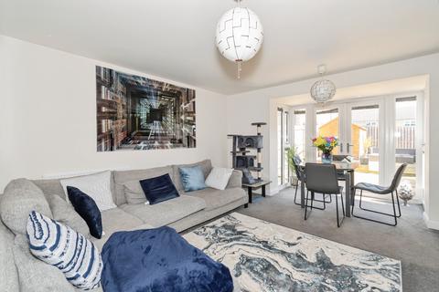 4 bedroom terraced house for sale, Fulton Crescent, Silsden, BD20