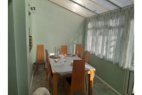 3 bedroom semi-detached house for sale, Selkirk Road, Dover, CT16