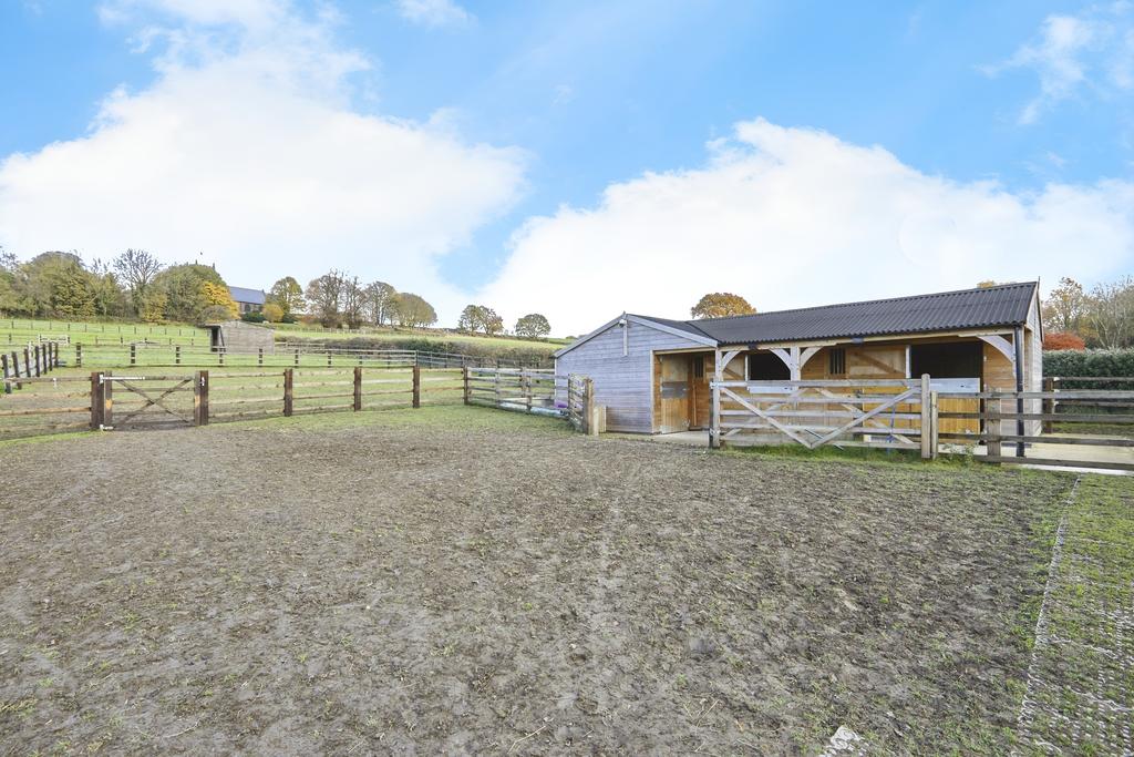 Barn &amp; Stables